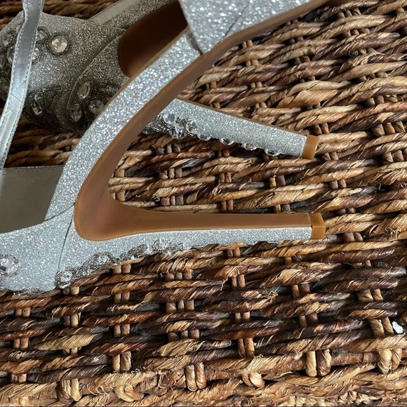 Gianni Bini woman’s silver sparkly jeweled heels - Picture 9 of 12